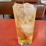 満福 - 杏露酒のソーダ割り