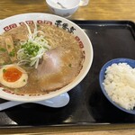 ラーメン屋 壱番亭 - 料理写真: