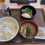すき家 - 料理写真:まぜのっけ朝食