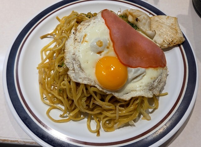 Yakisoba-ya Ekimae Honten - Sapporo/Stir-fried noodles | Tabelog