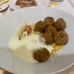 イケア ビストロ - 料理写真:ファラフェルボール　アイオリソース　クスクス添え