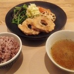 深緑 - 「菜食プレート」1,000円　　食後に珈琲or紅茶が選べます。　　