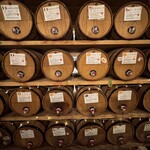 樽ワイン酒場 呑牛呑気 - 