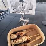ヤンマガ飲める読める海の家
