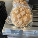 T/S Bakery - メロンパン