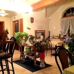 ディナーベル - オーナーシェフが調理する小さな店。
(予約優先)