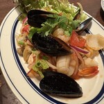 ASIAN RESTAURANT BASIL 丸之內Palace大樓店 - 