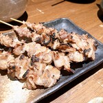 本格炭火焼鳥 あっしゅ - 