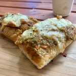 naya - 料理写真:ふんわり さっくり♪
温め直すと 更に 生地の美味しさを味わえます