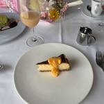 RESTAURANT DAZZLE - 