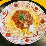 五右衛門 - 料理写真:オーダーから10分ちょっとで提供。大盛りにしたからかパスタの量に対してミートソースが足りない感じ。