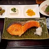 白 - お造り２点盛りと鮭の塩焼き：1,200円