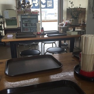 駅のうどんや_2