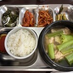 カルビイチ - 鶏タッカンマリ
