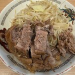 ラーメン豚山 - 料理写真: