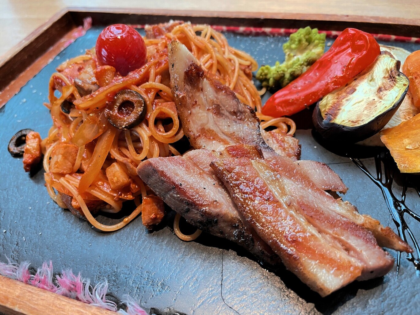 レストラン アン ドゥ トヮ