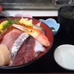 海鮮茶屋 活き活き亭 - 海鮮丼