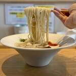 宍道湖しじみ中華蕎麦 琥珀 - 麺リフト