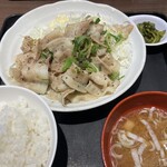 食事処 志野 - 豚肉ねぎ塩炒め定食
