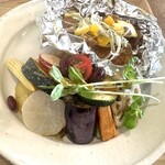 カフェプラスケーキ ククー - 色どりサラダ