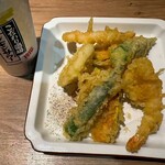 焼き鳥と蕎麦 灯 - 