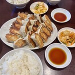 餃子の店 味の横綱 - 