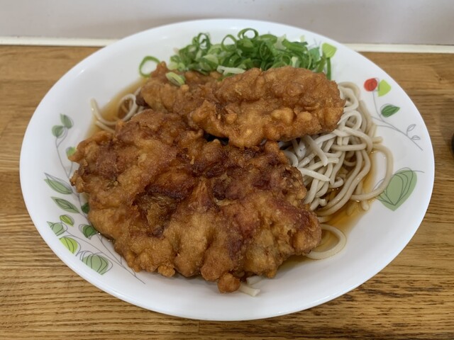260705 冷やしかけそば 320円 + 唐揚げ(2個) 340円』by 博史0322