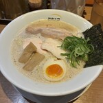 麺 ヒキュウ - 料理写真: