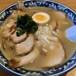 ラーメン山村 - 豚骨醤油チャーシューメンです☆　2026-0705訪問