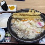 資さんうどん - もつ鍋うどん