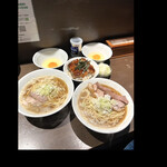 麺処 遊 - 料理写真:肉煮干そば★小　煮干そば　スープ増し★刻み鰻丼★生玉子　　byまみこまみこ