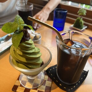 カフェ・ド・モトナミ_1