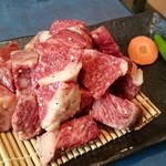 Sumibiyakiniku Touten Kaku - 特選ハラミ角切塩1550円×３人前