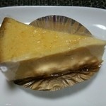 菓子工房 NAKA - 焼きチーズ（320円）