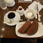 文明堂茶館 ル・カフェ - マイルドコーヒー + パステル2枚