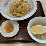ぎょうざの満洲 - 料理写真: