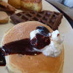 ザ・リッツ・カールトン沖縄 - 朝食／デザートにパンケーキ