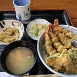 天定 - エビ天丼\1500。高いと思ったら４本も･･･