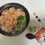 魚丼 - 料理写真: