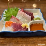 地産地消居酒屋たこ - 刺身盛合せ