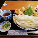 松山 力みなぎる完全無欠うどん 空太郎 - 