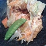 キャトルセゾン旬 - ランチのメイン（まぐろ唐揚げの餡かけ）