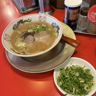 博多ラーメン ガツン_1