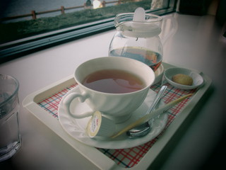 Mihonosekitoudaibiffe - 紅茶