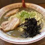煮干中華そば専門 煮干丸 - 料理写真:
