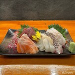糸 - 刺身の盛合せ