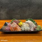糸 - 刺身の盛合せ