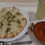 インドレストラン　ナンハウス - 料理写真:ゴルゴンゾーラプレミアムチーズナンセット(1150円税込)