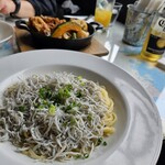 ヘミングウェイ - 釜揚げしらすのペペロンチーノ