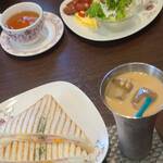 ビリオン珈琲 - 料理写真: